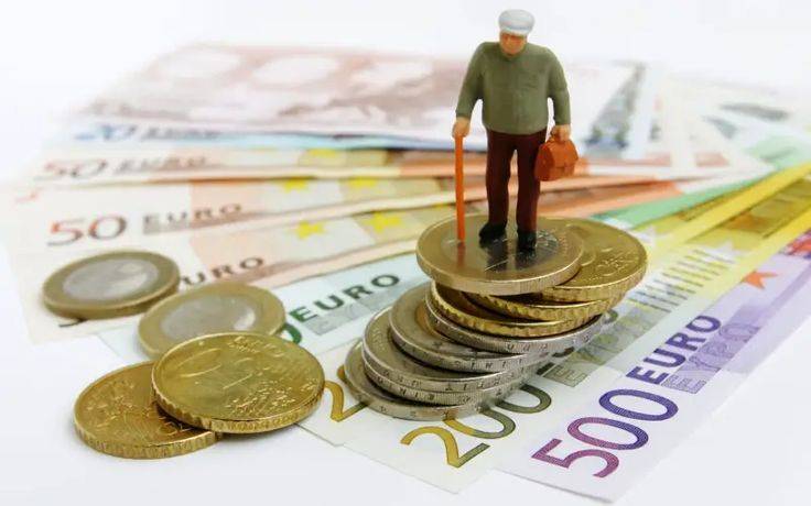 Penzija u Crnoj Gori: Prava, uslovi i promjene u 2025. godini